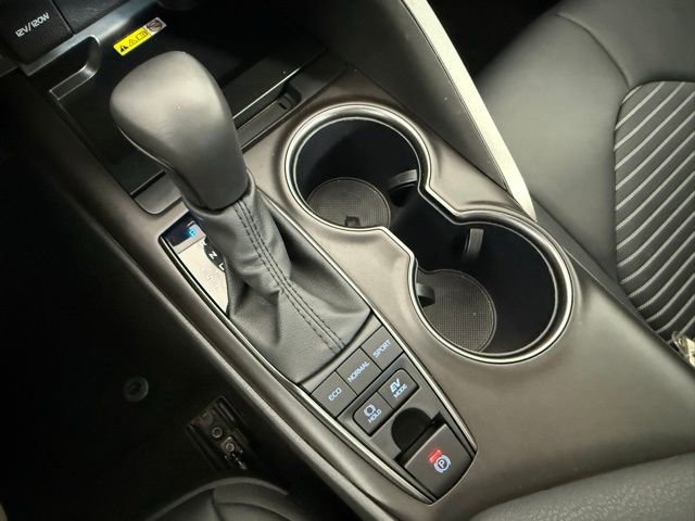 Used 2024 Toyota Camry SE w/ Audio Upgrade Package FWD image 25
