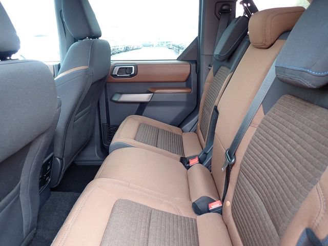 Used 2022 Ford Bronco Outer Banks AWD/4WD image 15