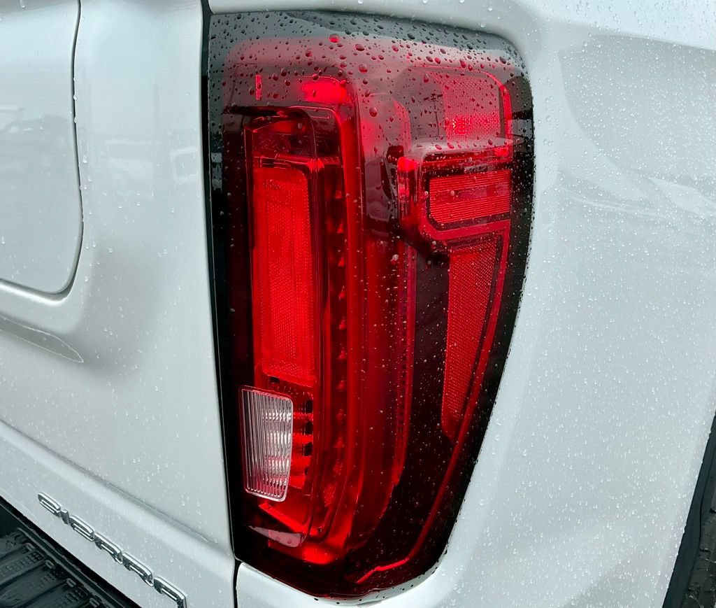 Used 2021 GMC Sierra 1500 Denali w/ Denali Ultimate Package AWD/4WD image 16