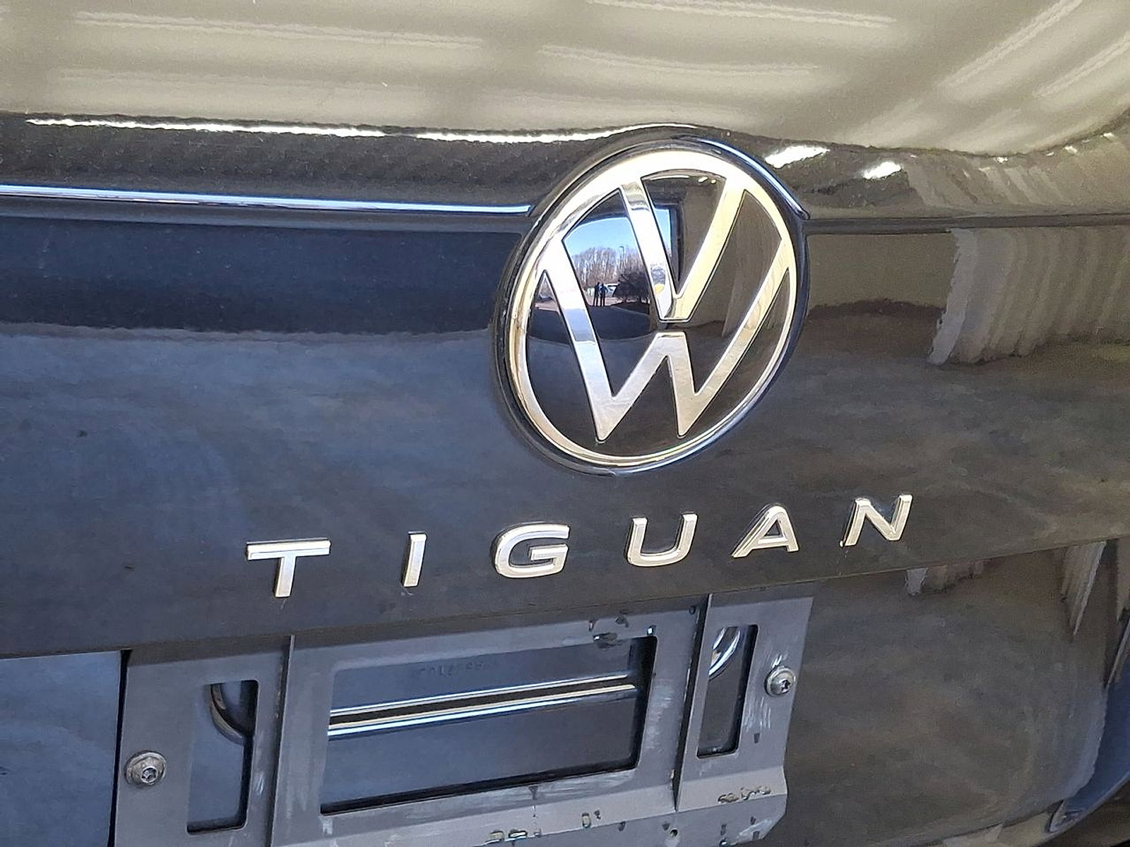 Used 2022 Volkswagen Tiguan SE image 24