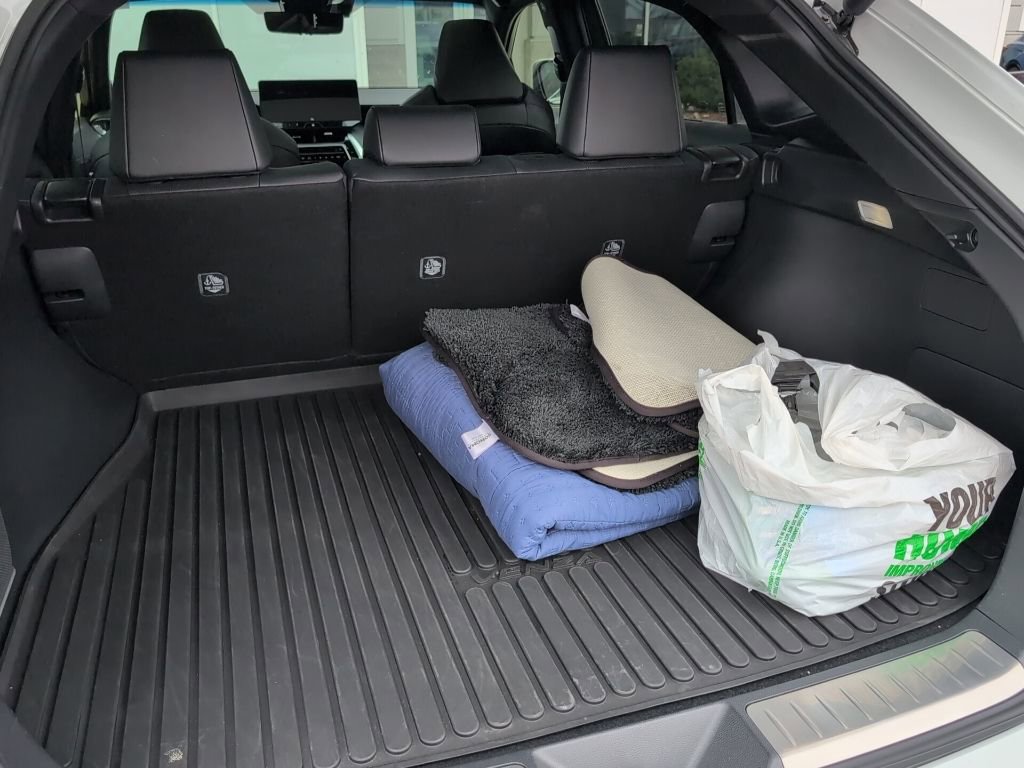 Used 2024 Toyota Venza Limited image 9