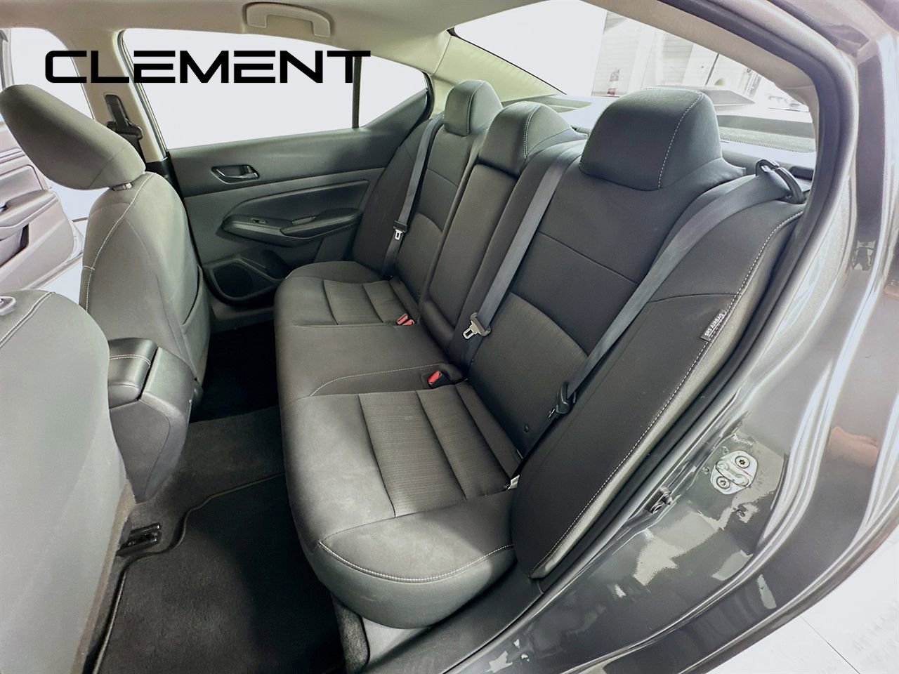 Used 2024 Nissan Altima 2.5 SV image 30