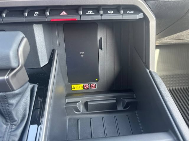 New 2026 Toyota Tundra Limited AWD/4WD image 23
