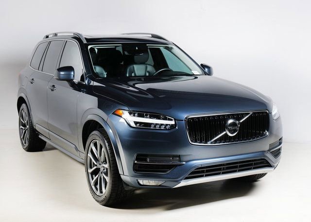 Used 2019 Volvo XC90 T5 Momentum w/ Multimedia Package image 1