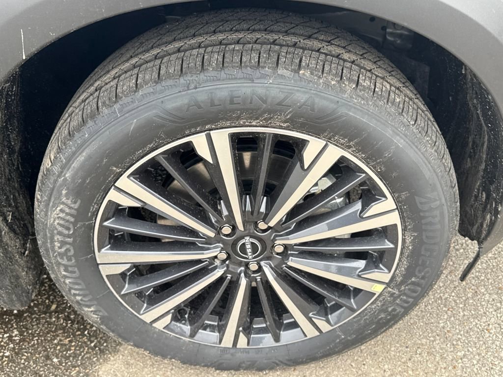 New 2026 Nissan Pathfinder Platinum image 13