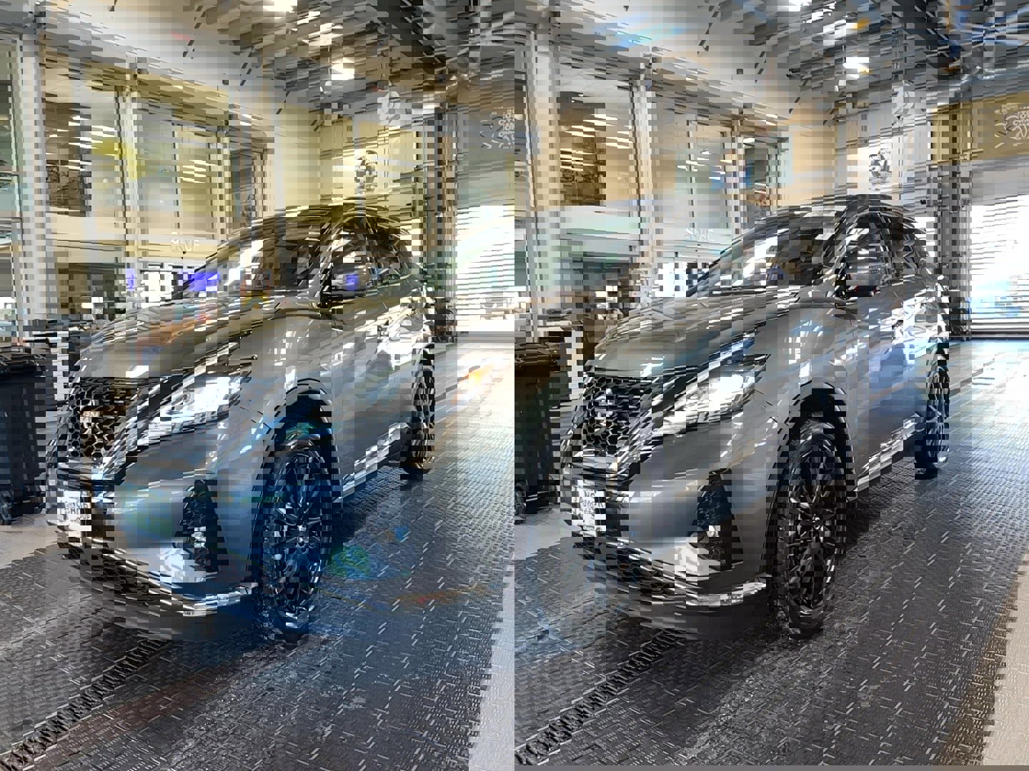 Used 2023 Nissan Murano SL w/ SL Moonroof Package image 3