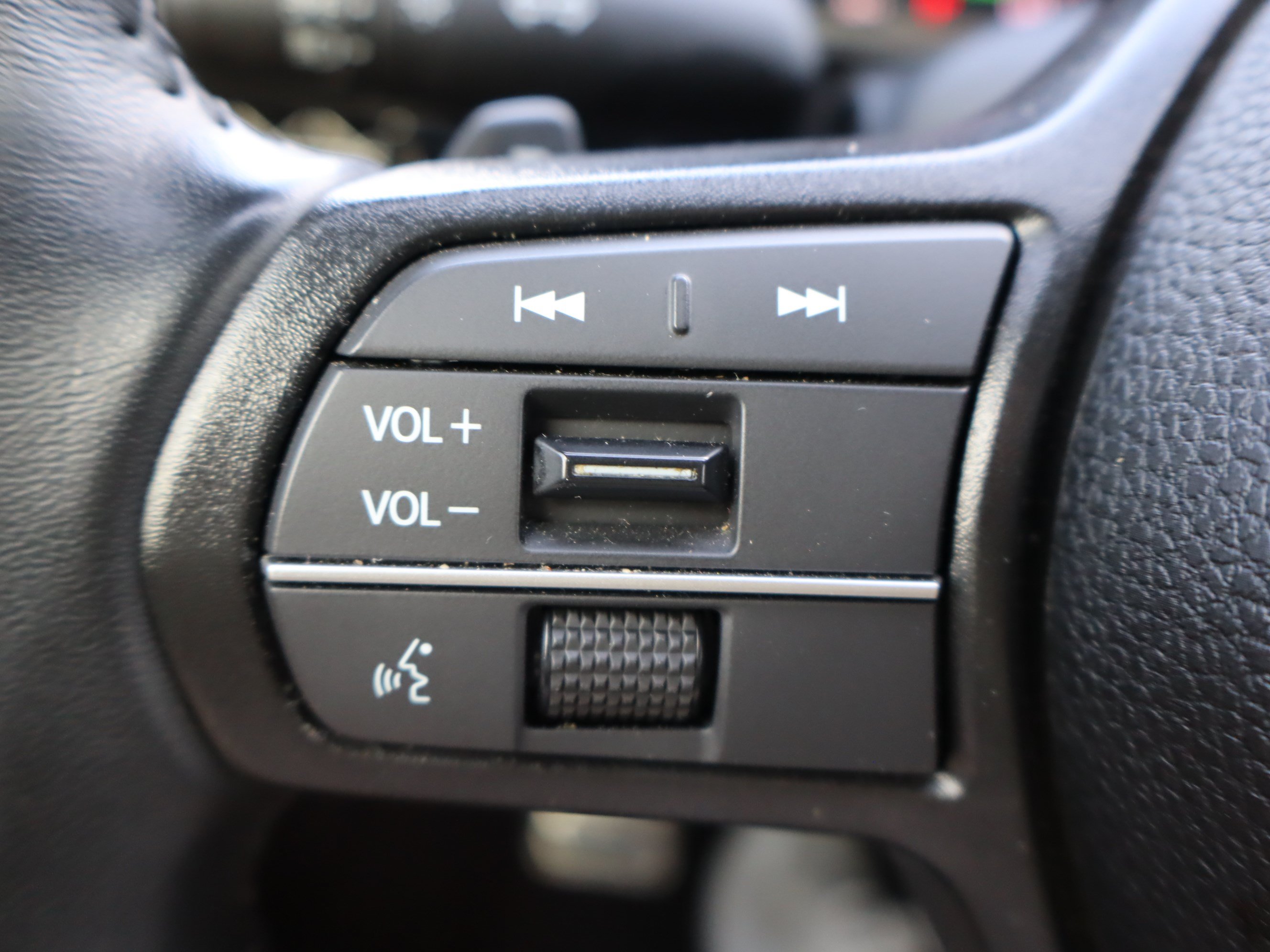 Used 2025 Honda Accord Sport image 19