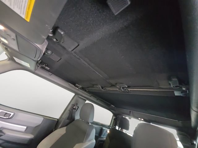Used 2022 Ford Bronco 2-Door AWD/4WD image 12
