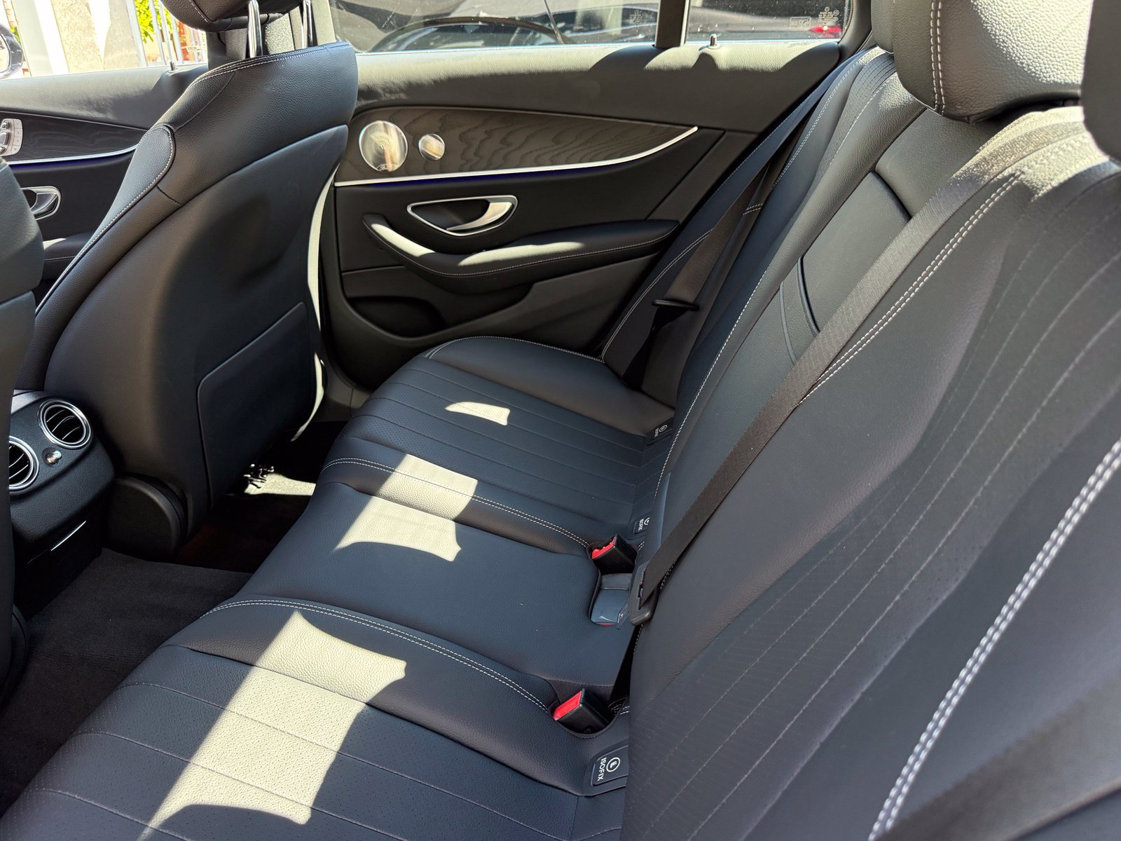 Used 2023 Mercedes-Benz E 350 Sedan image 45
