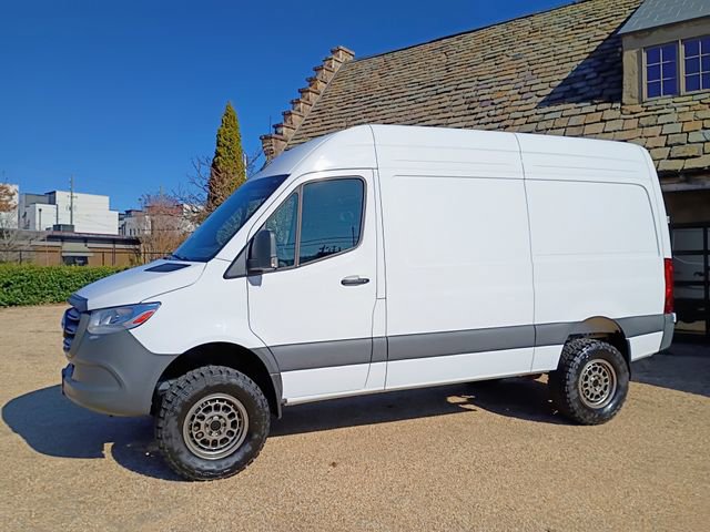 Used 2025 Mercedes-Benz Sprinter 2500 image 6