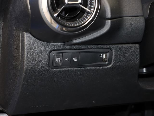 Used 2025 Chevrolet Equinox EV LT image 28