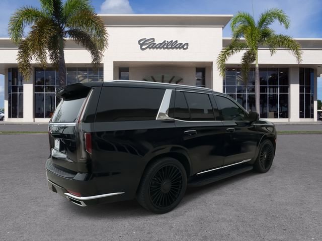 Used 2023 Cadillac Escalade Luxury image 14