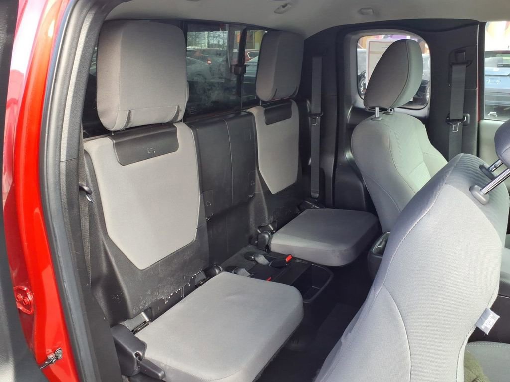 Certified 2022 Toyota Tacoma SR w/ SX Package image 30