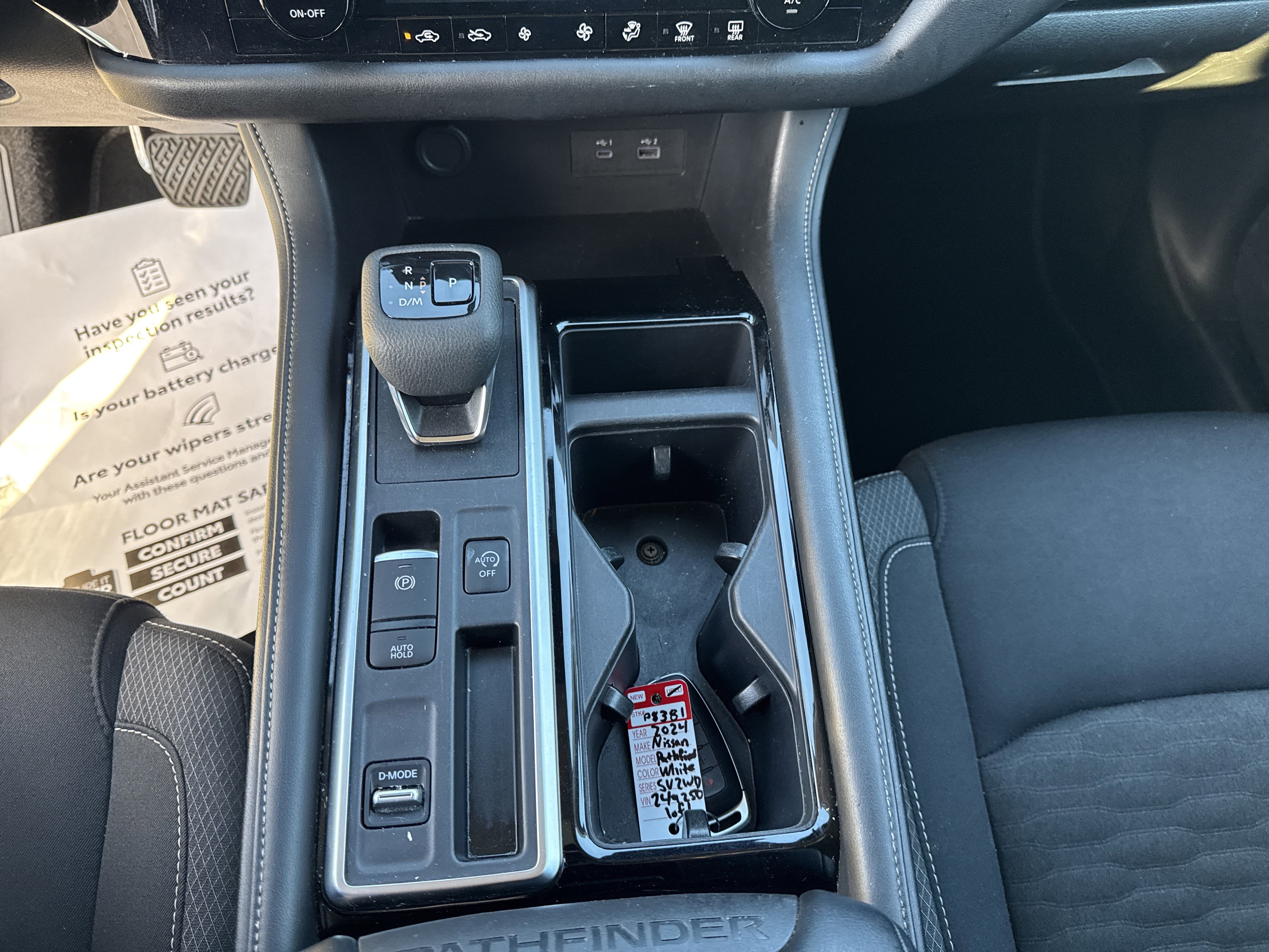 Used 2024 Nissan Pathfinder SV image 20