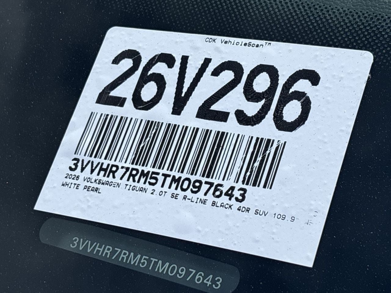New 2026 Volkswagen Tiguan SE R-Line FWD image 31
