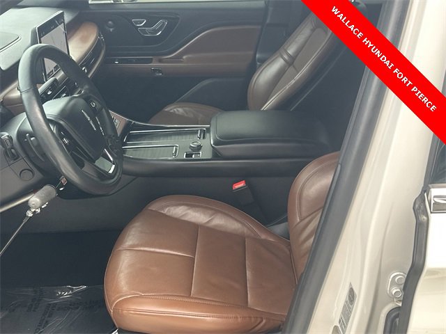 Used 2022 Lincoln Aviator Grand Touring w/ Equipment Group 301A image 17