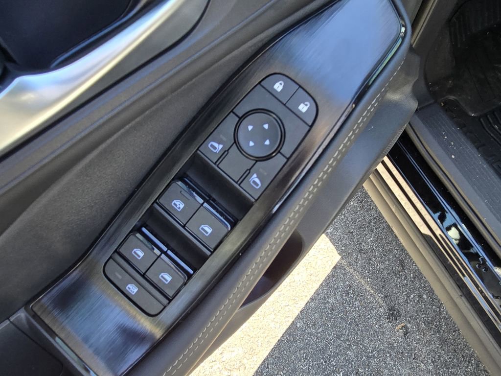 New 2026 Nissan Rogue SV w/ Cold Weather Package FWD image 17