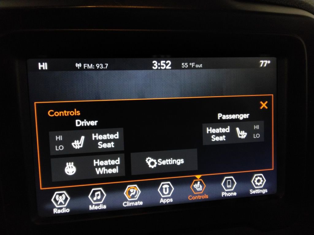 Used 2020 Jeep Renegade Limited w/ Safety and Security Group AWD/4WD image 26