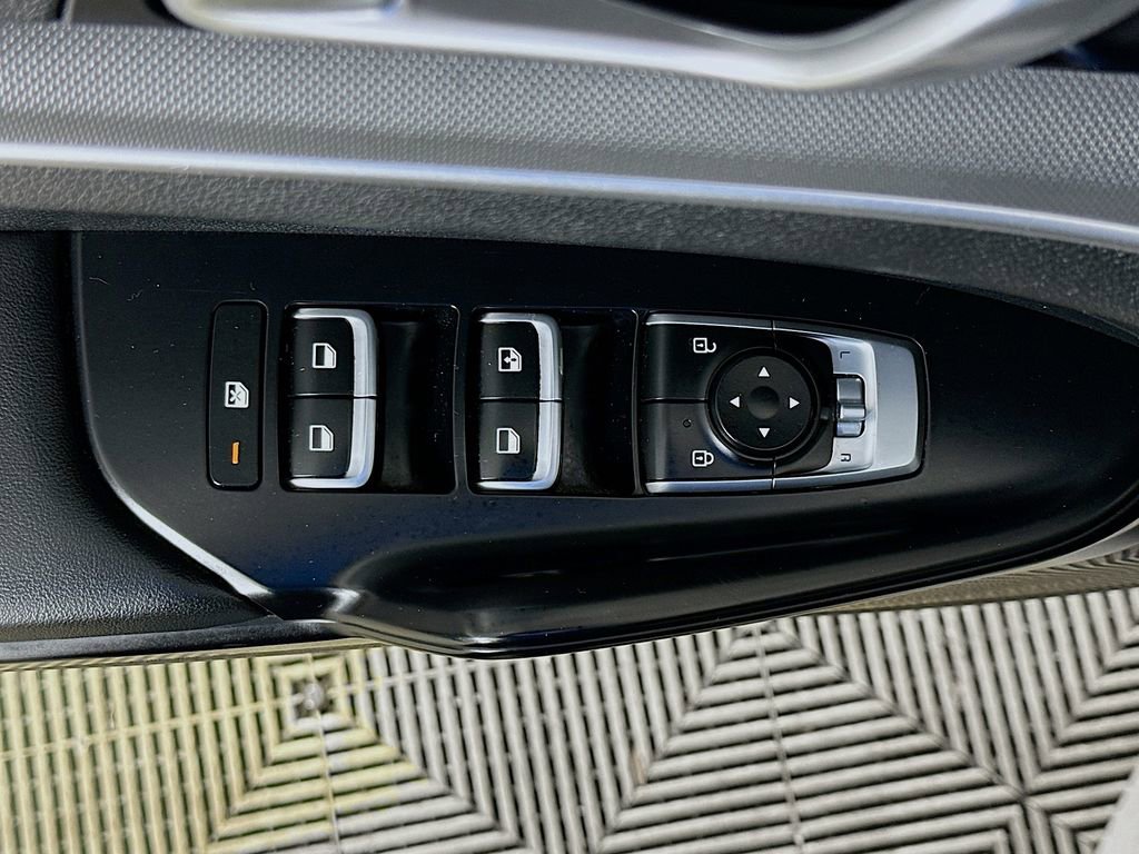 Used 2022 Kia K5 LX FWD image 20