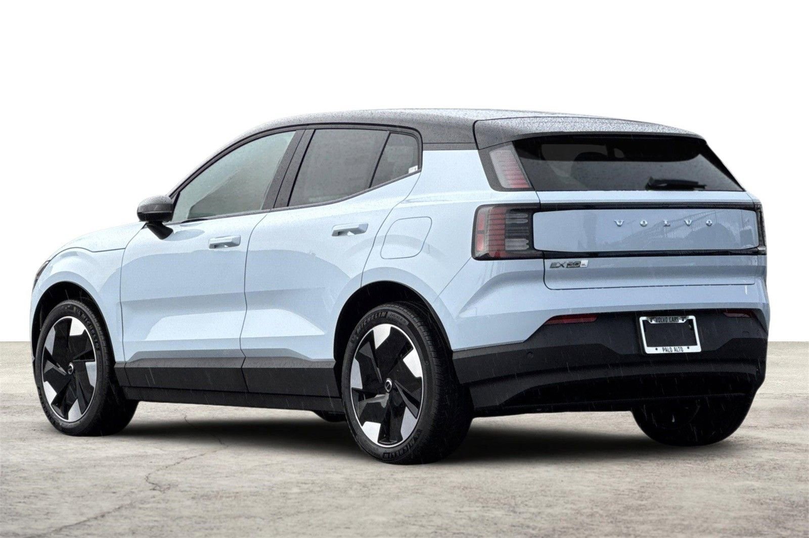 New 2026 Volvo EX30 Plus w/ Climate Package image 6