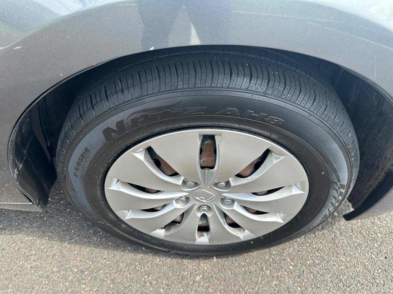 Used 2010 Honda Accord LX image 28