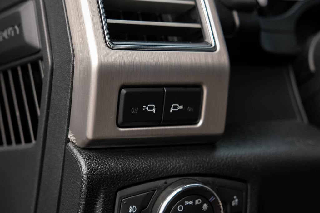 Used 2019 Ford F250 Platinum w/ Platinum Ultimate Package AWD/4WD image 33