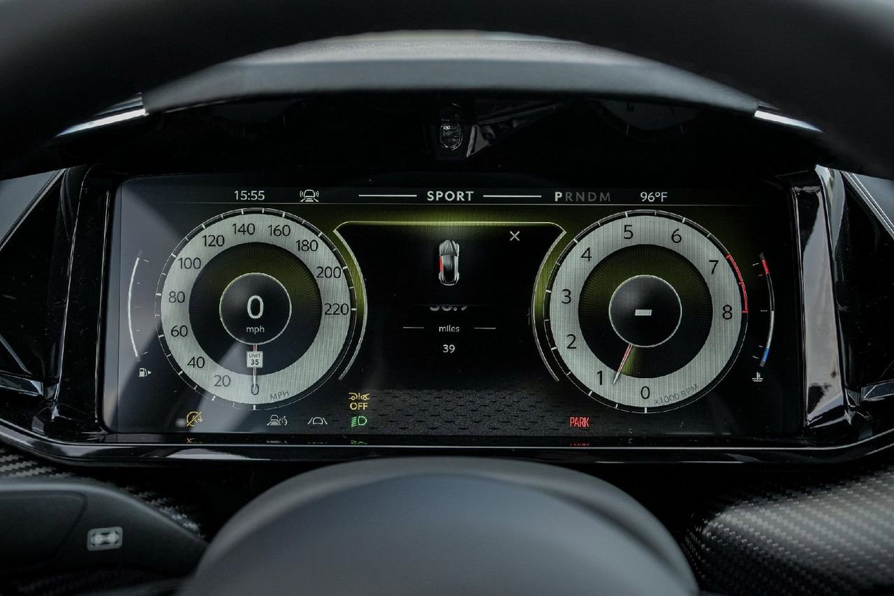 New 2026 Aston Martin V8 Vantage Coupe image 26