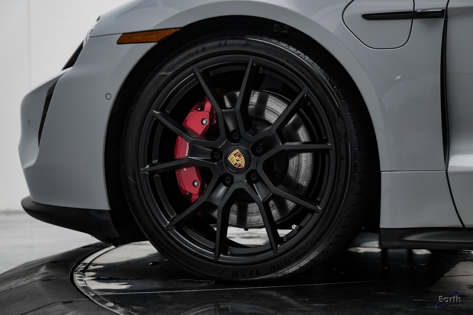 Used 2023 Porsche Taycan GTS w/ Premium Package image 83