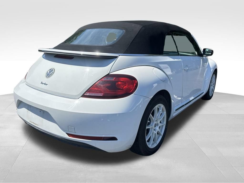 Used 2018 Volkswagen Beetle 2.0T S FWD image 5