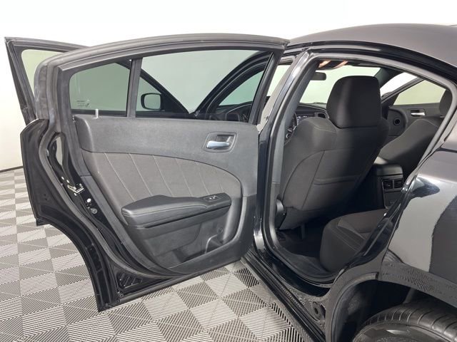 Used 2022 Dodge Charger SXT w/ Blacktop Package image 41