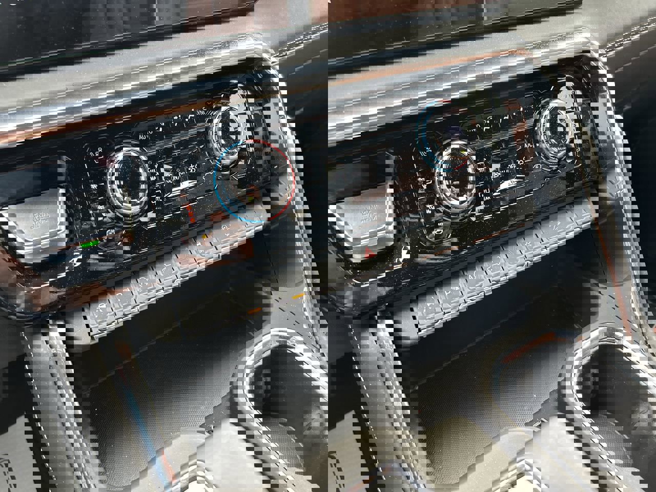 Used 2025 GMC Sierra 1500 Denali Ultimate image 29