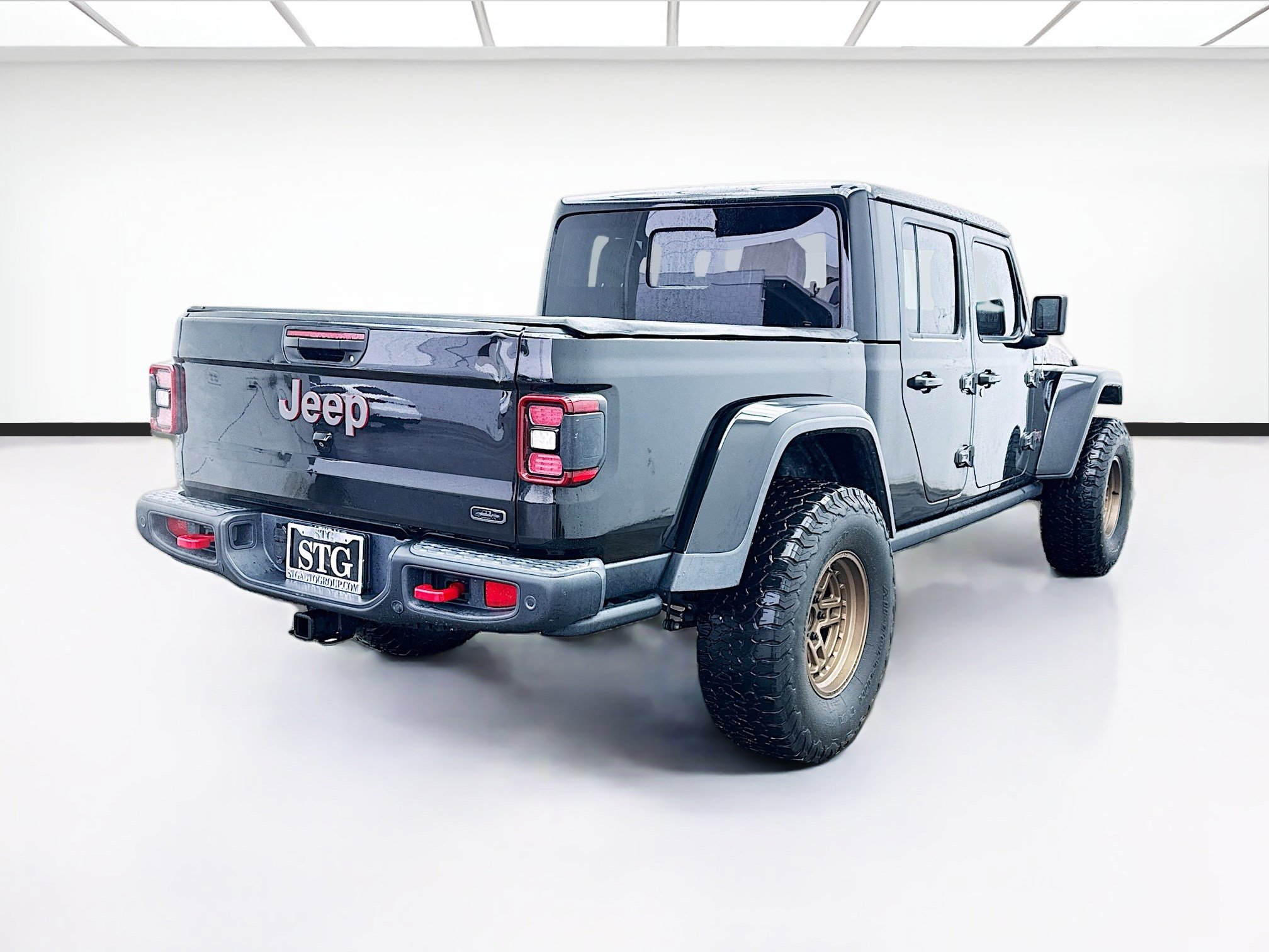 Used 2020 Jeep Gladiator Rubicon AWD/4WD image 4