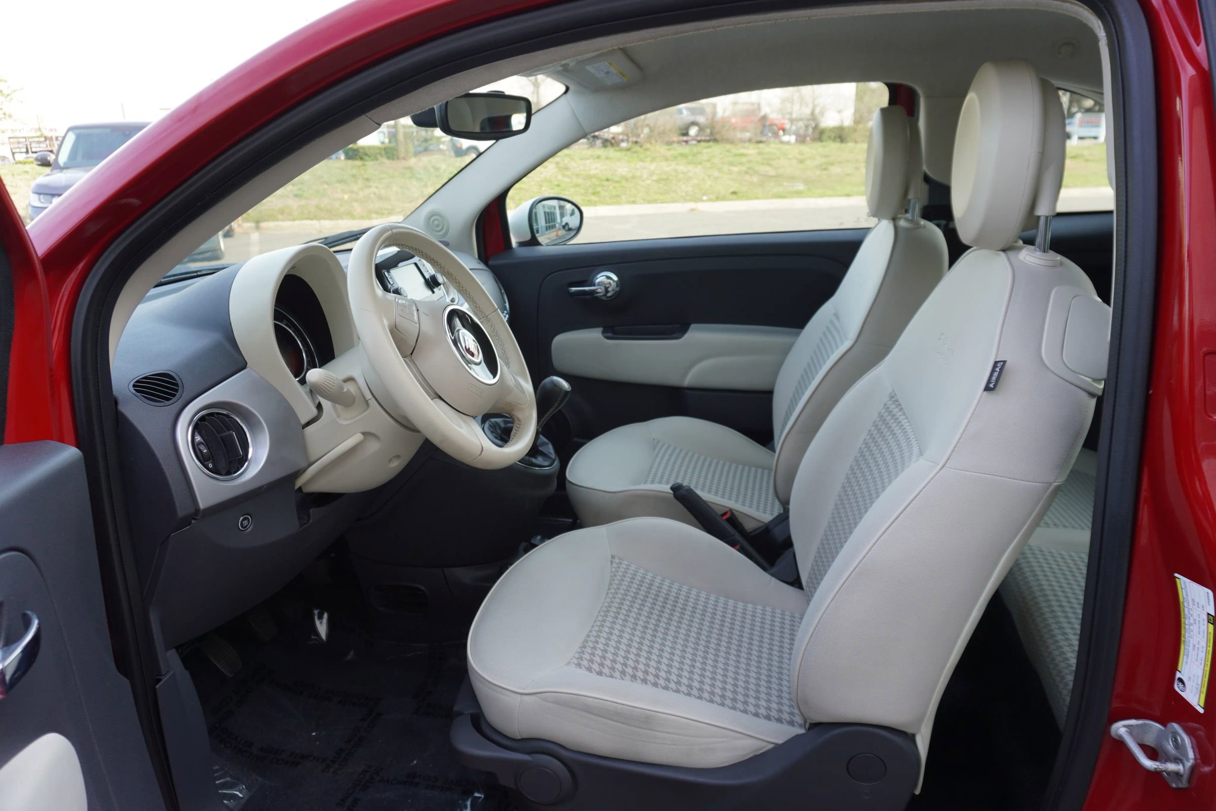 Used 2018 FIAT 500 Pop image 9