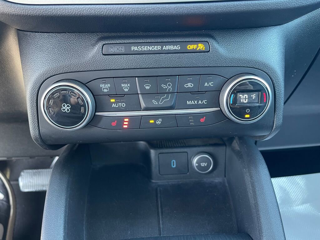 Used 2020 Ford Escape SEL image 12