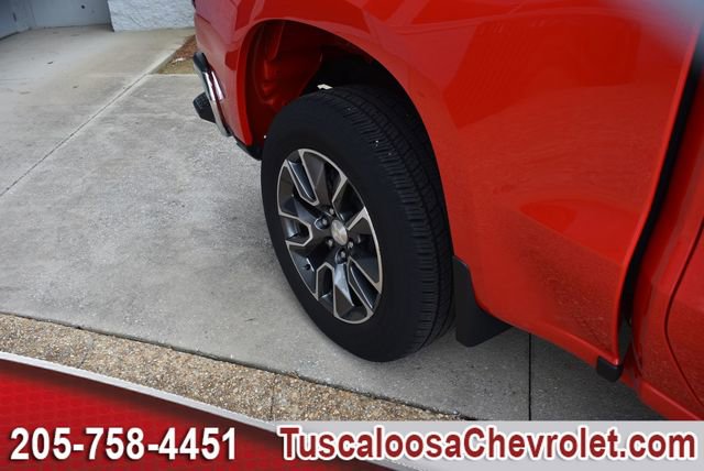 Used 2023 Chevrolet Silverado 1500 LT AWD/4WD image 13