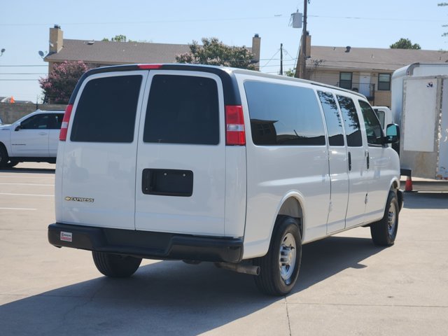 Used 2025 Chevrolet Express 3500 LS RWD image 13