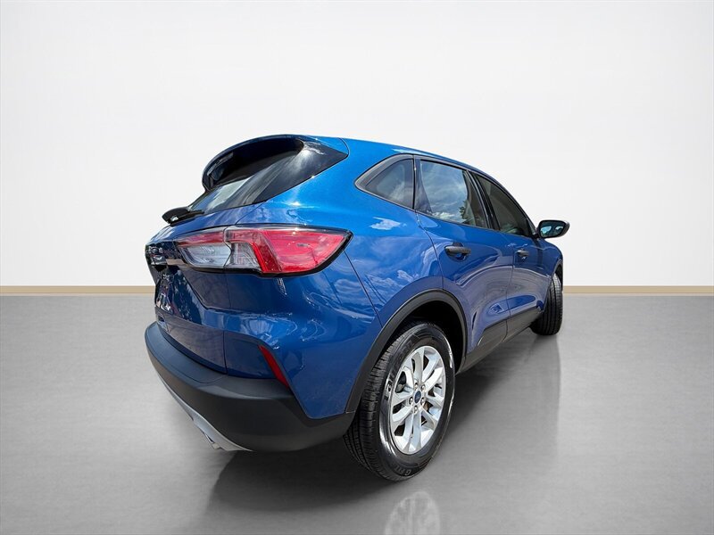 Used 2022 Ford Escape S FWD image 4