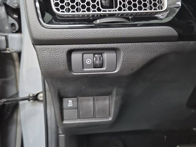 Certified 2025 Honda Civic Sport image 19