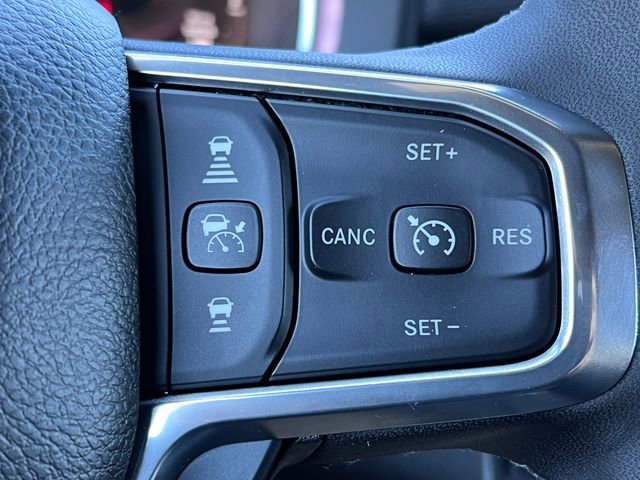 Used 2025 RAM 3500 Laramie AWD/4WD image 29