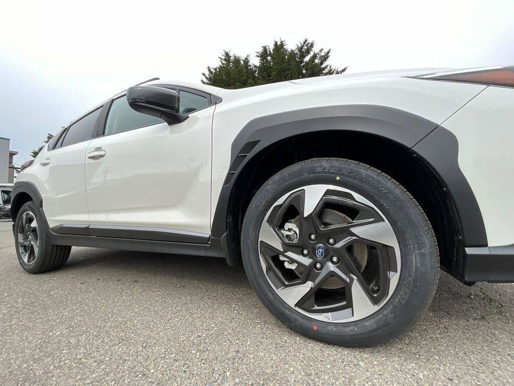 Certified 2025 Subaru Crosstrek 2.5i Limited w/ Crosstrek Mirror Package image 10