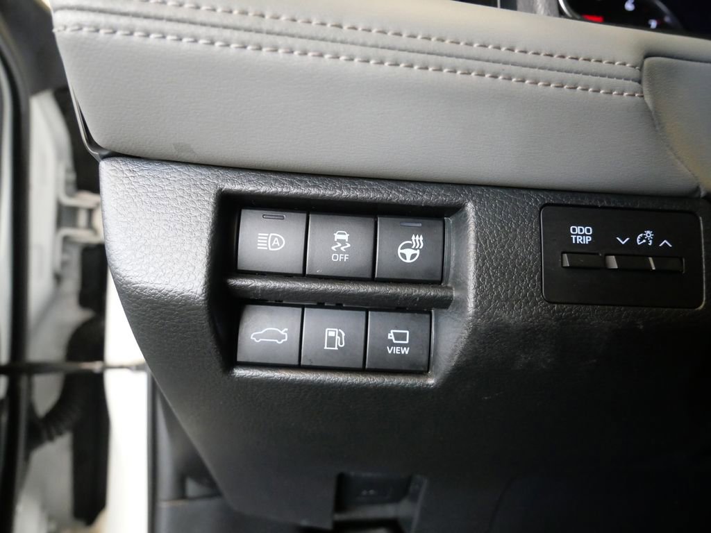 Used 2019 Toyota Avalon Touring w/ Advanced Safety Package image 14