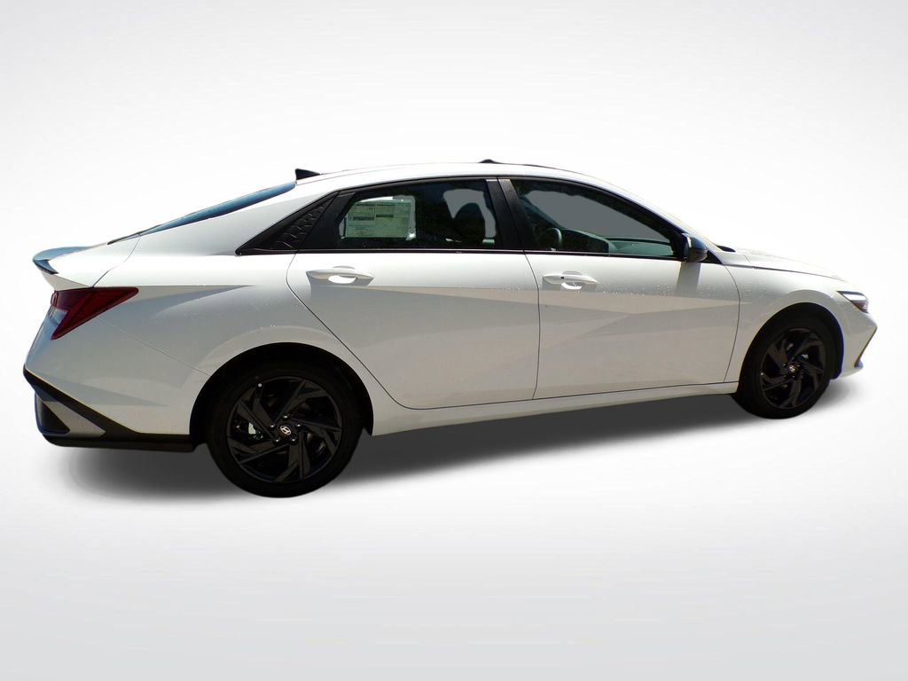New 2026 Hyundai Elantra Sport FWD image 9