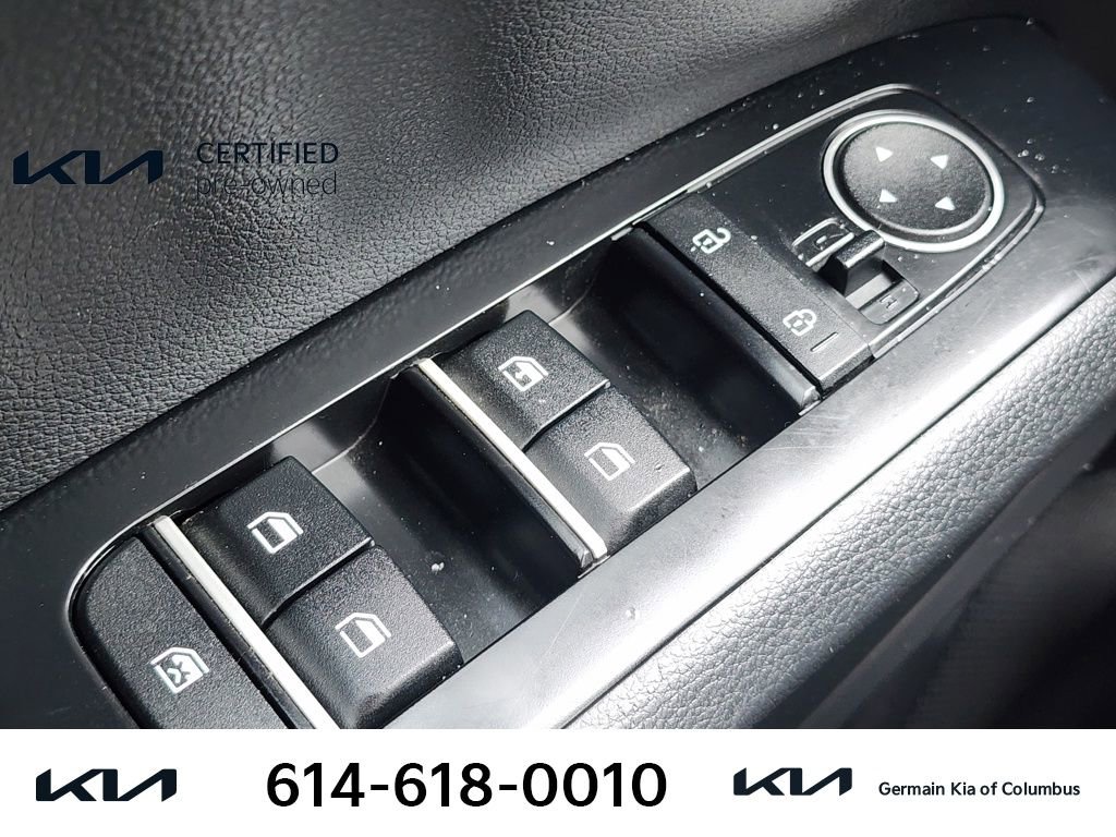 Certified 2021 Kia Soul S image 26