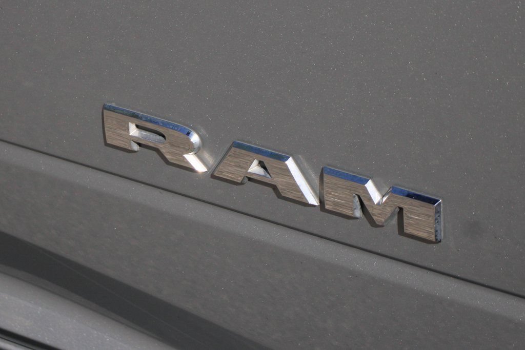 Used 2022 RAM 2500 Big Horn AWD/4WD image 45