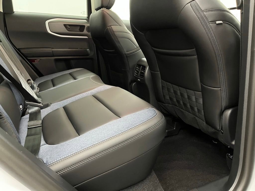 New 2025 Ford Bronco Sport Outer Banks w/ Outer Banks Tech Package+ image 33