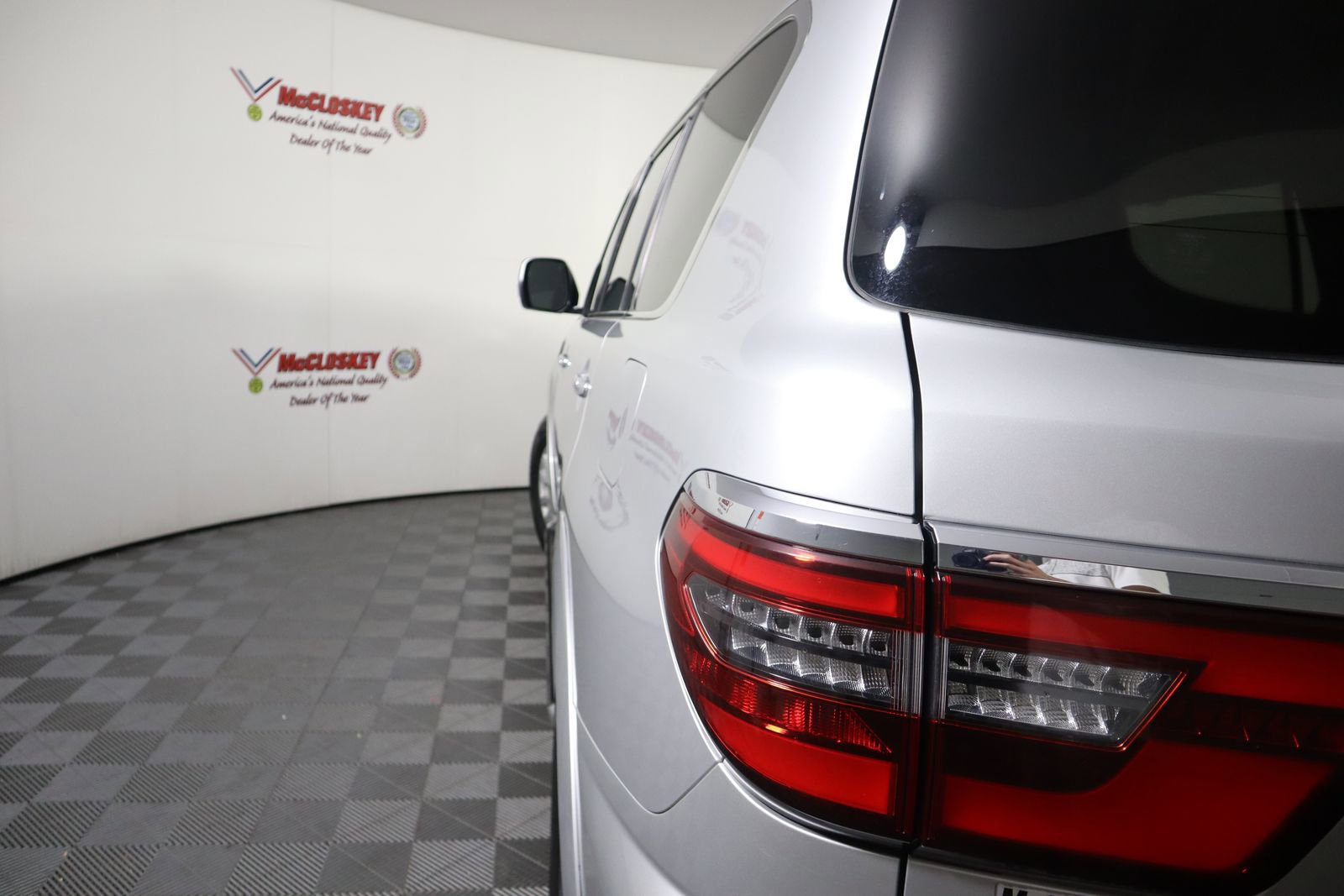 Used 2023 Nissan Armada SV image 14