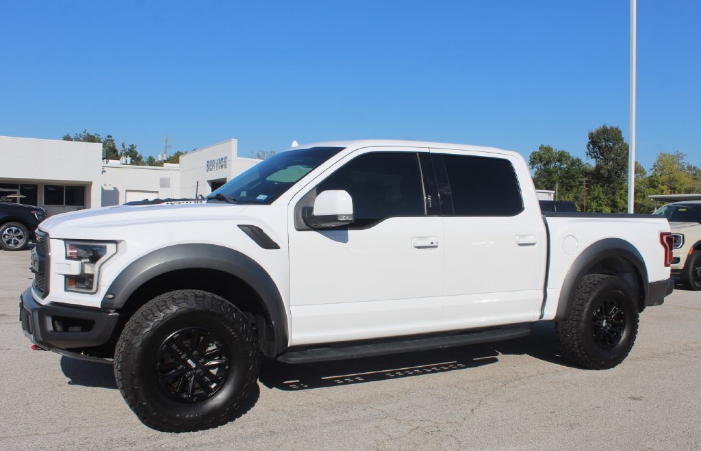 Used 2019 Ford F150 Raptor w/ Equipment Group 802A Luxury AWD/4WD image 8