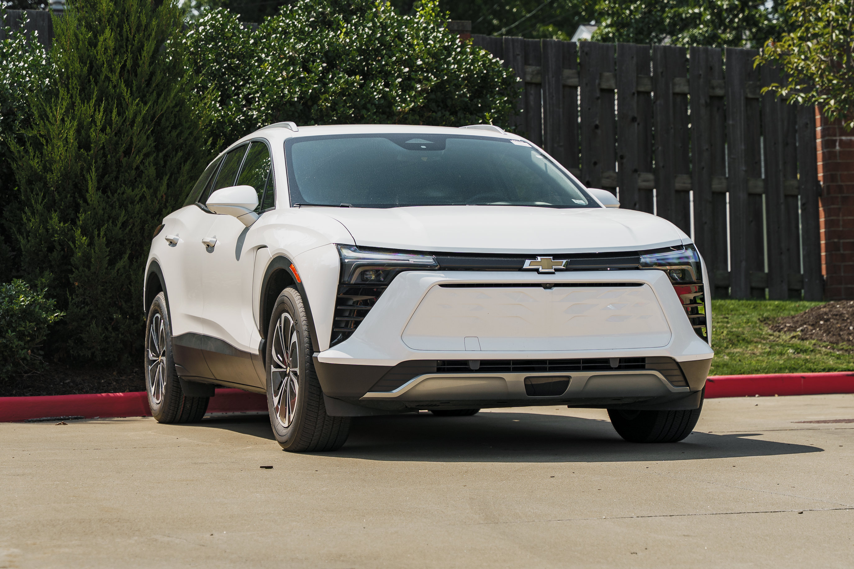 Used 2024 Chevrolet Blazer EV LT AWD/4WD image 1