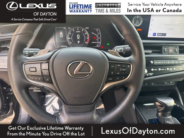 Used 2024 Lexus ES 350 w/ Premium Package image 16