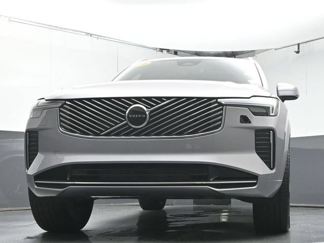 Used 2026 Volvo XC90 T8 Core w/ Protection Package Premier AWD/4WD image 36